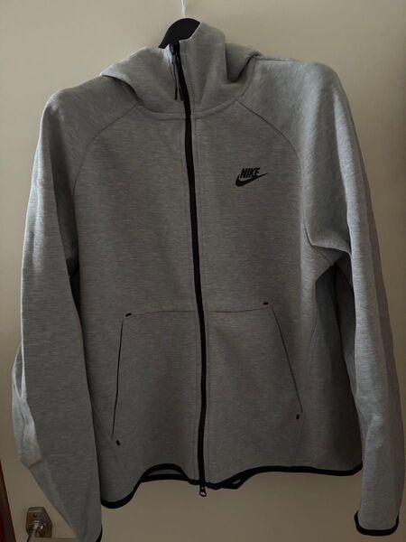 【美品】Nike テックフリース ジップパーカー グレーXL