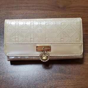 【期間限定】 HELLO KITTY ウォレット エナメル 長財布 キティ 財布