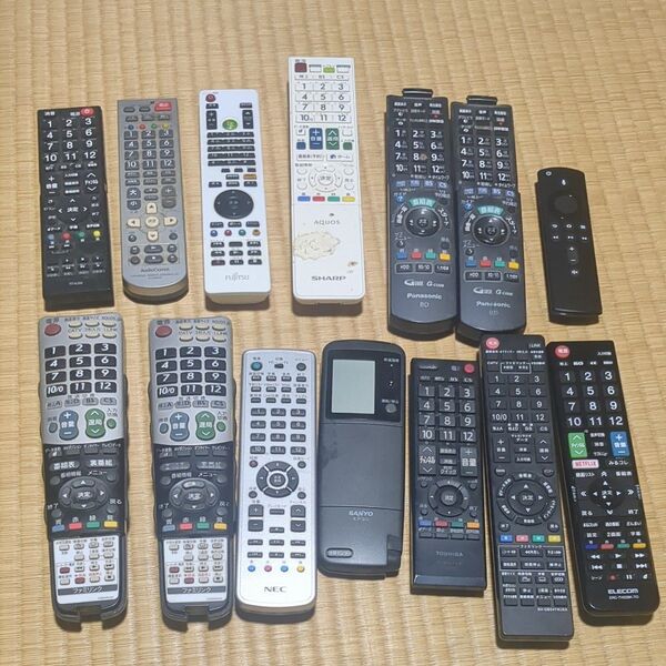 【ジャンクです】リモコン まとめ売り 14本 (テレビ、エアコン等々) AQUOS SHARP パナソニック TOSHIBA