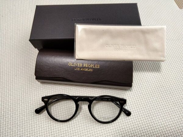 「OLIVER PEOPLES/オリバーピープルズ」伝説の大人気作・OV5186・ボストン・メガネフレーム/黒