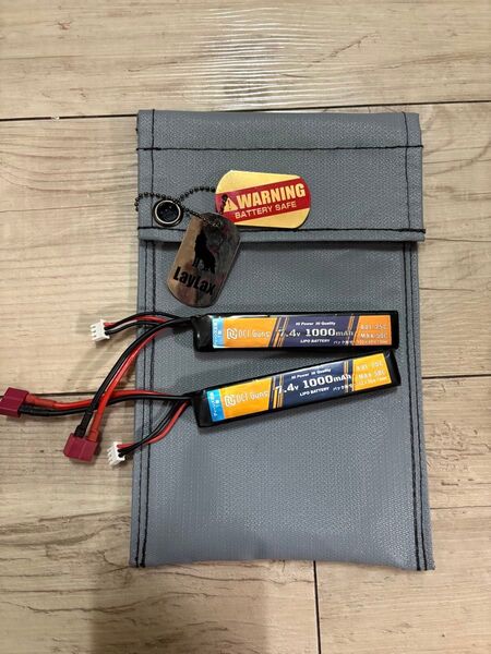 リポバッテリー Tコネ 7.4v ×2 1000mah ライラクス バッテリーセーフティーバック