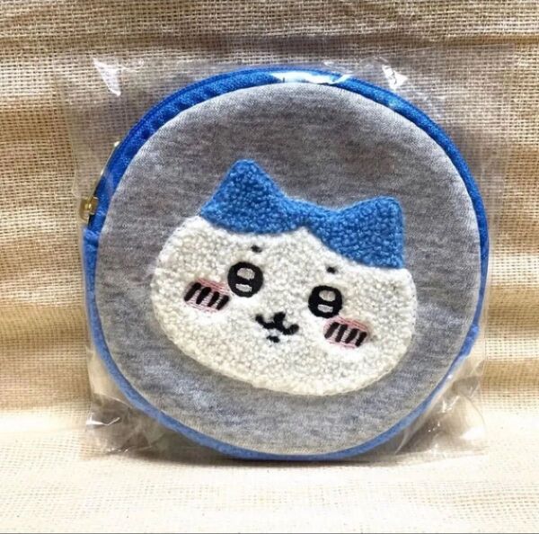 【初期グッズ】ハチワレ 相良刺繍なまんまるポーチ 新品未使用 ちいかわ