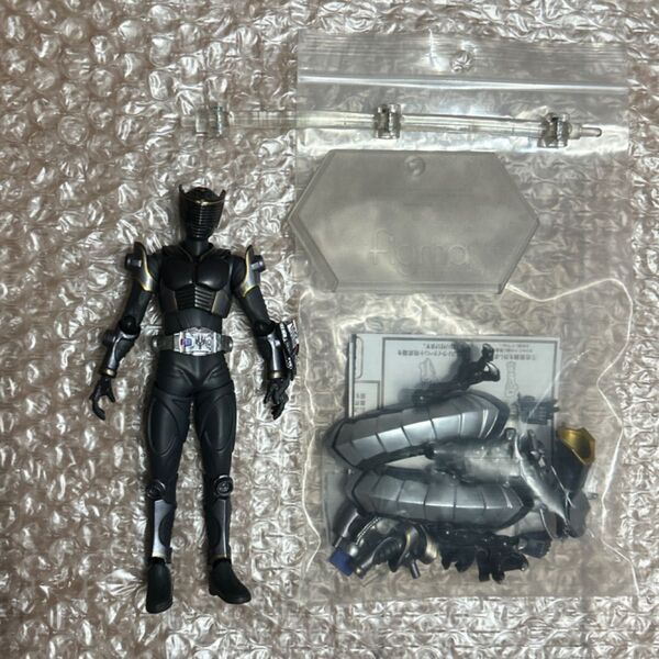 仮面ライダーリュウガ figma フィグマ 仮面ライダーオニキス フィギュア 龍騎 リュウガ フィギュアーツ