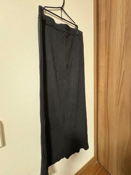 GU ロングスカート黒