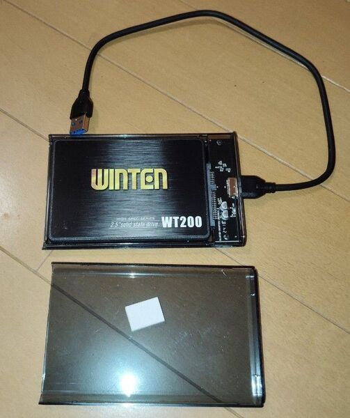 ssd 256gb と外付けケース