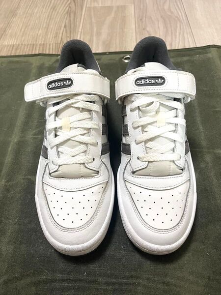 アディダス adidas フォーラム ロー 26.5cm