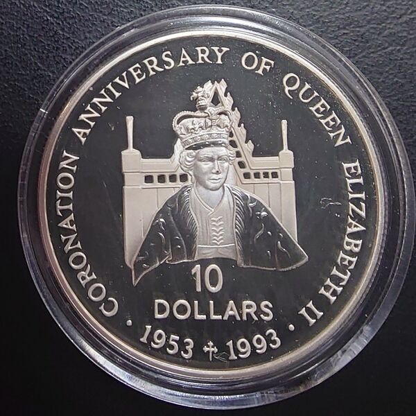 1992年 イギリス連邦ソロモン諸島銀貨 10ドル エリザベス2世女王戴冠式40周年記念銀貨 silver925 大型31.14g