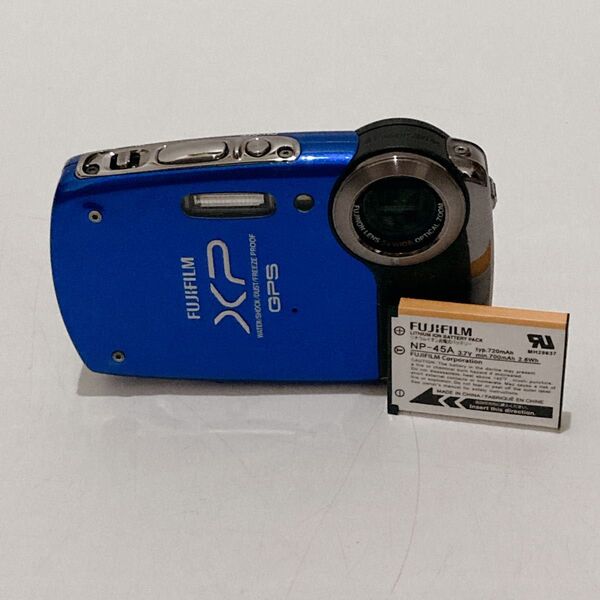 【美品】FUJIFILM FinePix XP30 ブルー 防水 GPS コンパクトデジタルカメラ