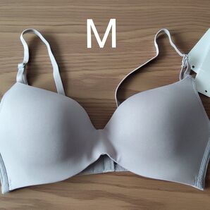 ウイング/ワコール ノンワイヤーブラジャー シンクロブラ M