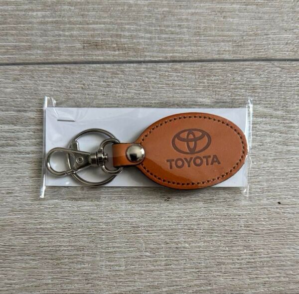 トヨタ純正キーホルダー 非売品