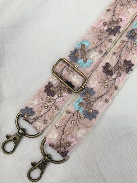 スマホショルダー ショルダーストラップ 【インド刺繍リボン】ピンク