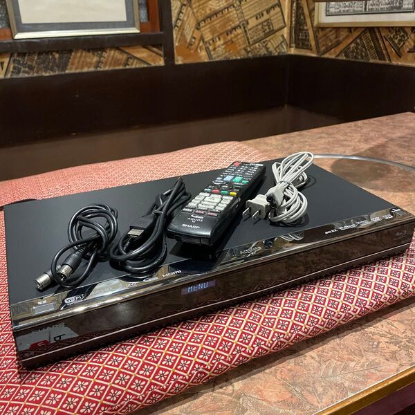シャープBD−W1500 12倍録2番組W録 1000GB 純正リモ等付フル装備! ブルーレイディスクレコーダー