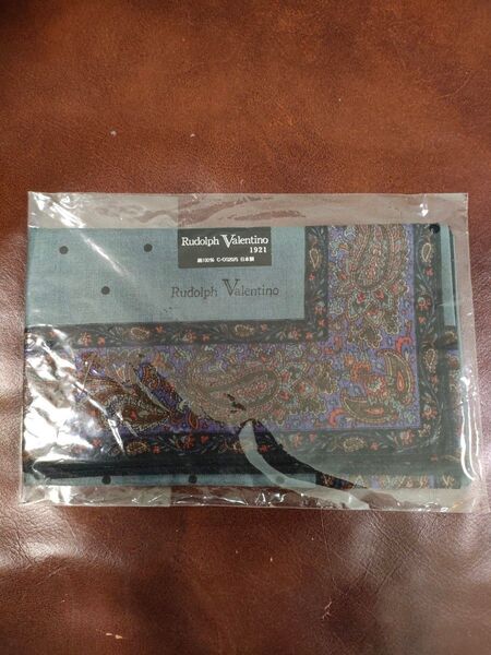 Rudolph Valentino ハンカチ 新品 未使用