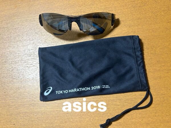 asics スポーツサングラス 東京マラソン2018 収納袋付 超軽量設計