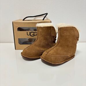 UGG ムートンブーツ アグ オーストラリア キッズ 5206