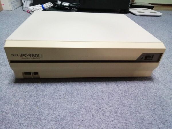 NEC PC-9801E 本体のみ ジャンク品 ユーザーズ マニュアル リファレンスマニュアル