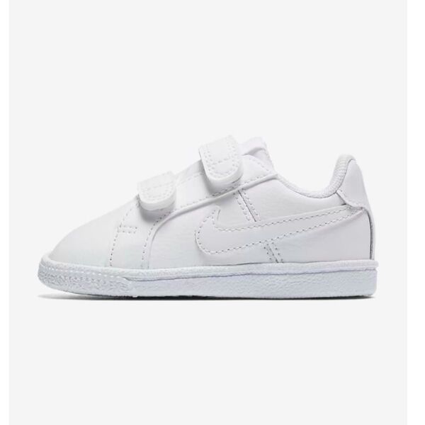 NIKE コートロイヤル13㎝