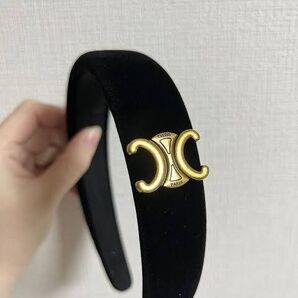 セリーヌ ベロア カチューシャ