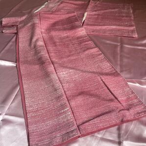 着物 袷 小紋 色無地 カジュアル ピンク パープル 紫 化繊 ポリエステル ちりめん風 シボ 和装 和服 衣装 リメイク素材