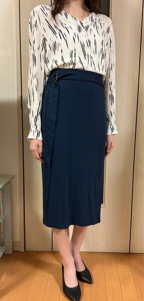 【美品】three dots スリードッツ タイトスカート