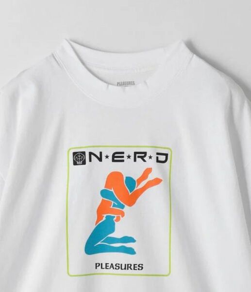 PLEASURES × N.E.R.D. PROVIDER Tシャツ プレジャーズ プロバイダー ファレル・ウイリアムス