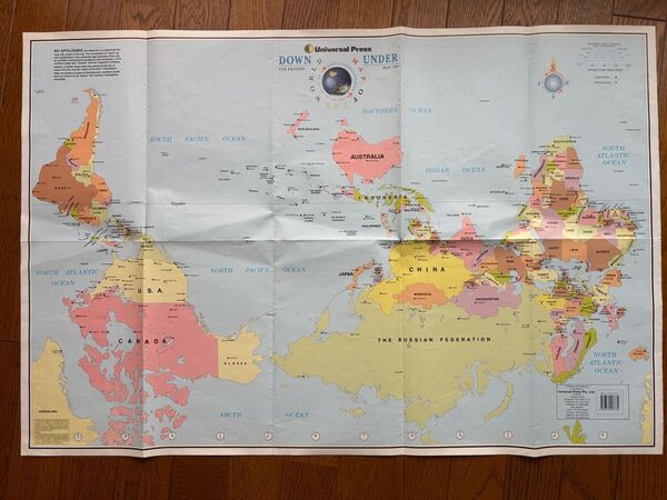 逆さ世界地図* Down Under Universal Press 4th Edition