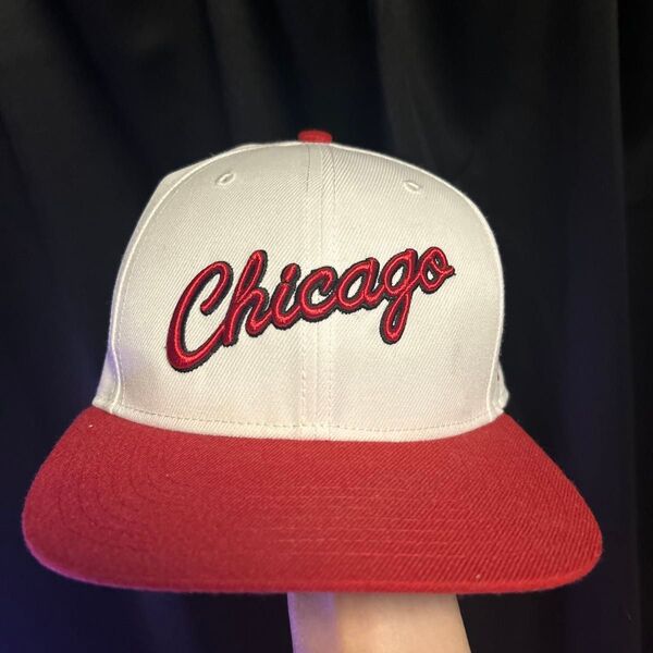 Chicago ベースボールキャップ ホワイト/レッド