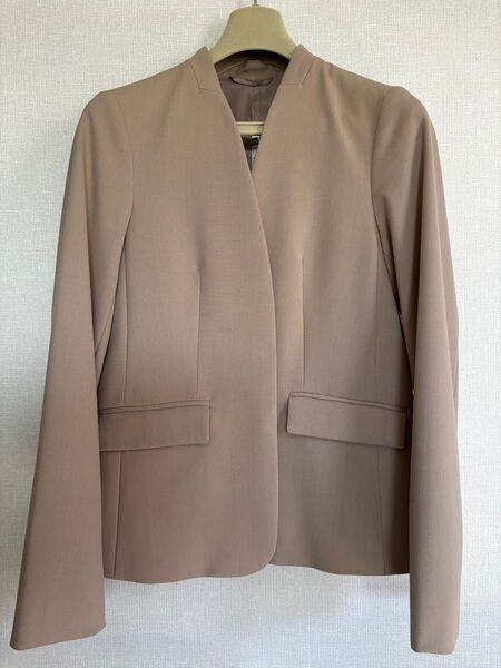新品 GU ノーカラージャケット グレージュ sサイズ 入学式 入社式 面接 就職活動