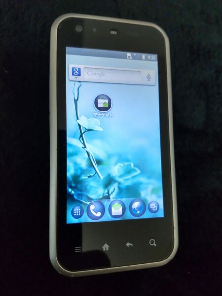 au シャープ IS05 スマートフォン ホワイト 取扱説明書付き