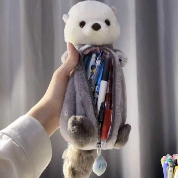 ペンケース ラッコ ペンポーチ ぬいぐるみ 文房具 ペン 消しゴム 小学校 女の子 筆箱