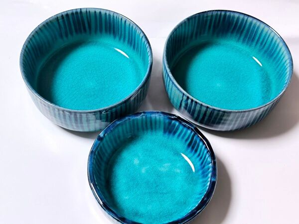 ☆中鉢 小鉢 3個セット ☆青 ブルー おしゃれ 陶器 器 食器☆手書き?縦ライン スカイブルー 美濃焼??