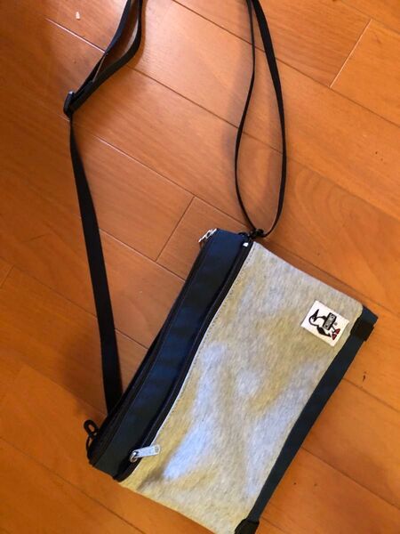 ショルダーバック チャムス