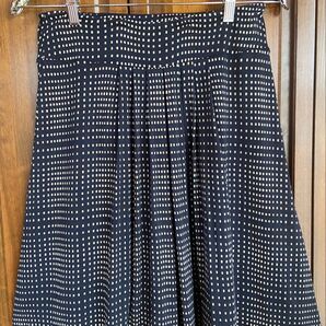 シルク100% DAMA コレクション ドット柄スカート (ディノス)