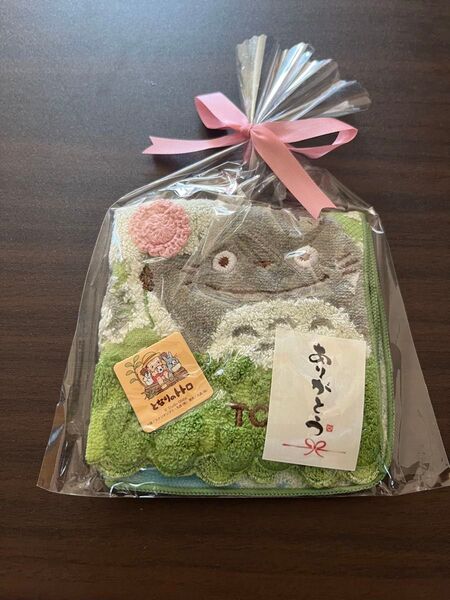 未開封 ギフト包装 となりのトトロ ハンドタオル ハンカチ ジブリ
