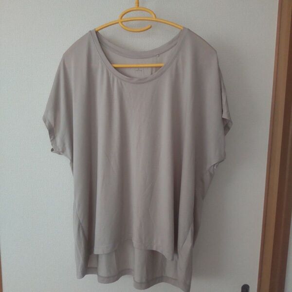 ユニクロ ベージュ Tシャツ フレンチスリーブ 身幅ゆったり レーヨン キュプラ 薄手 春夏 XL 無地 カットソー トップス