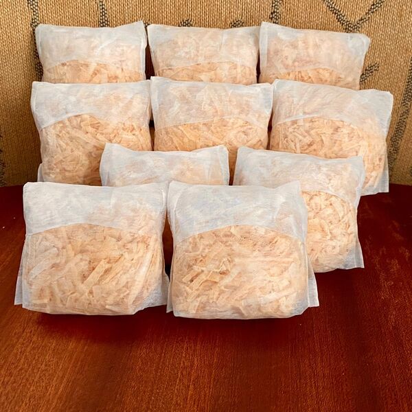 54 削りたてをお届けします 国産 ヒノキチップ ひのきおがくず 檜チップ 香り袋 おがくず10袋