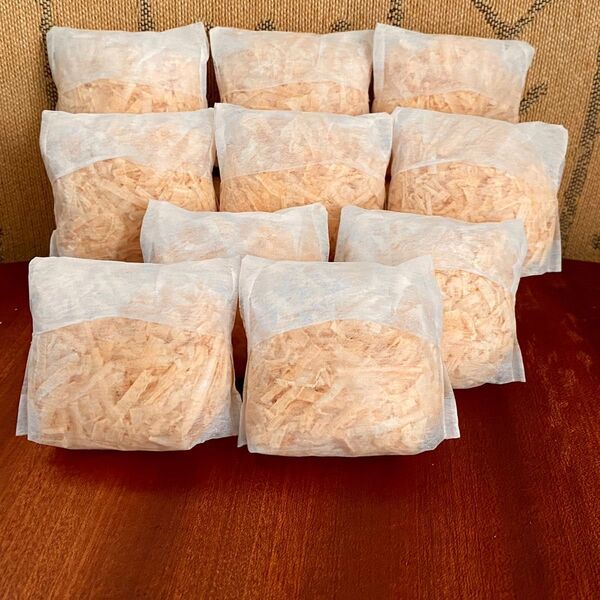 56 削りたてをお届けします 国産 ヒノキチップ ひのきおがくず 檜チップ 香り袋 おがくず10袋