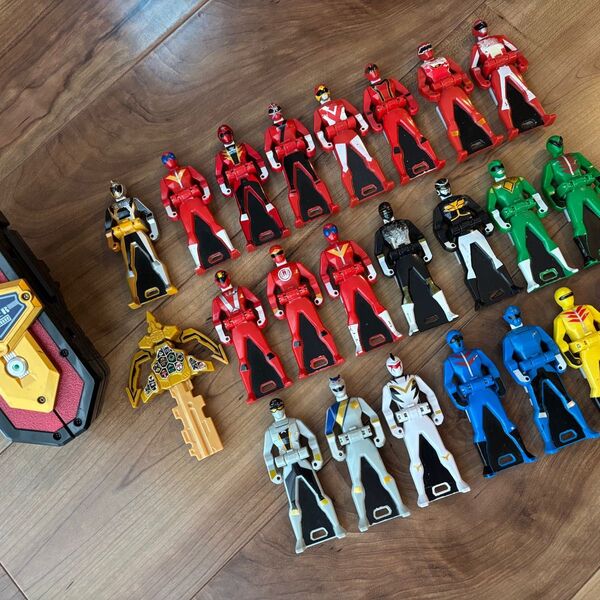 海賊戦隊ゴーカイジャー レンジャーキー モバイレーツ 玩具 ヒーロー おもちゃ フィギュア 戦隊ヒーロー