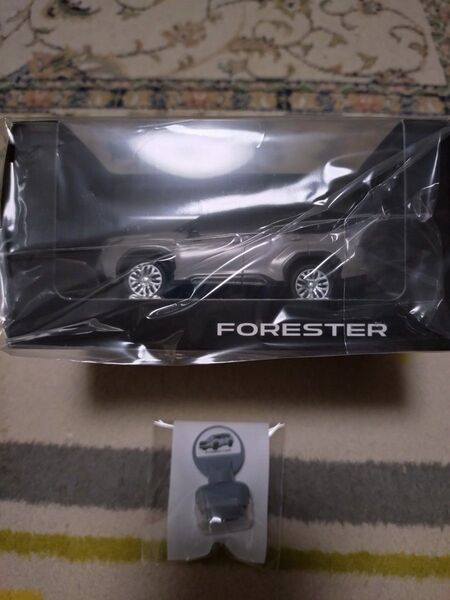 (新品)SUBARU FORESTER スバル フォレスター ミニカー&スタンプ