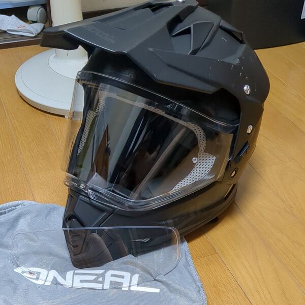 O'Neal オフロードヘルメット ブラック スモークインナーバイザー。ピンロック付き オニール サイズL