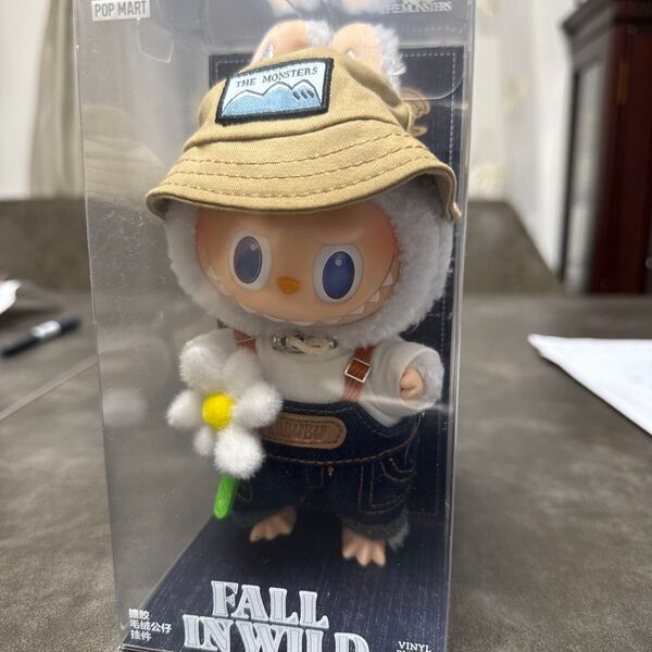 THE MONSTERS FALL IN WILD ぬいぐるみペンダント
