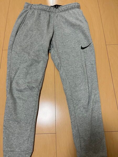 NIKE スウェットパンツ Mサイズ