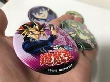 当時物 集英社 ジャンプビクトリーカーニバル 非売品等 遊戯王 武藤遊戯 海馬モクバ ARC-V 榊遊矢等 缶バッジ 5個セット 高橋和希 希少_画像6