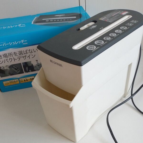 IRIS OHYAMA ペーパーシュレッダー P5EW クロスカット ジャンク品 電動