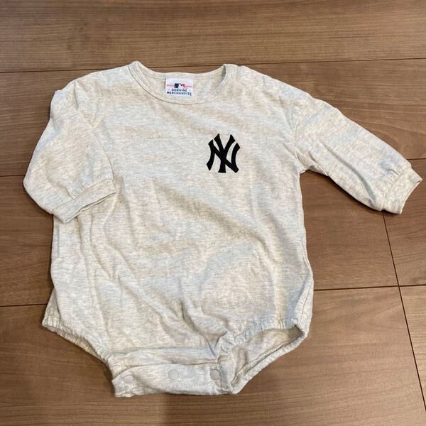 MLB ニューヨークヤンキース ロンパース 70cm