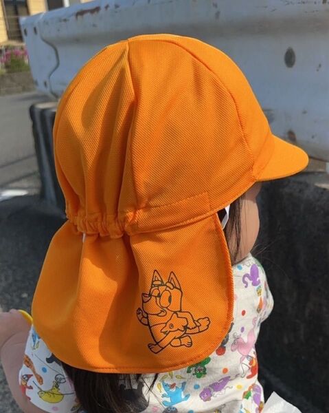 匿名発送 アイロンイラスト ブルーイ 海外アニメ 日本上陸 カラー帽子 スモック 布製品に