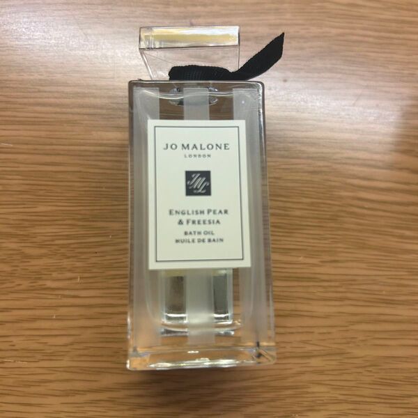 JO MALONE ENGLISH PEAR & FREESIA バスオイル