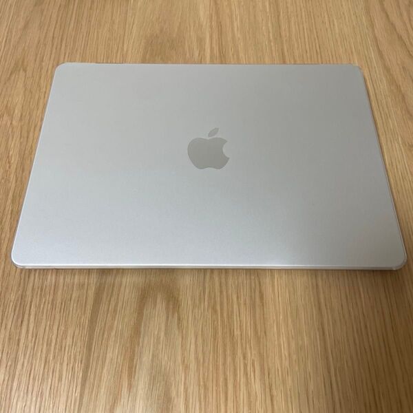 Apple MacBook Air 13インチ M3 2024年 8GB シルバー 限定保証