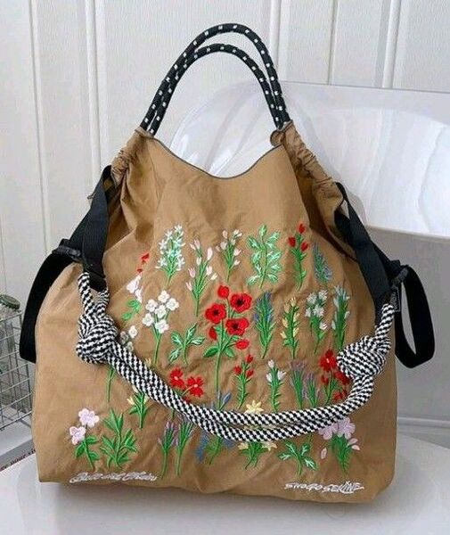 0949 刺繍ナイロン トートバッグ エコバッグMサイズ お花柄刺繍 カーキ ショルダーベルト付