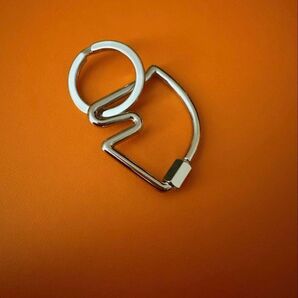 キーホルダー メタル シルバー